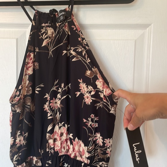 Lulu’s midnight blue floral print maxi dress - Picture 3 of 7